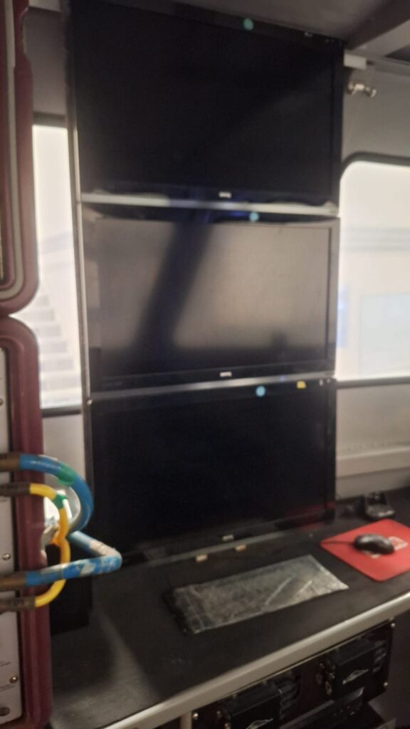 Screens in NDE Offshore’s Daughter Craft: Frida